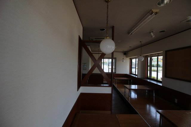 西城南店舗の内装|2015年撮影