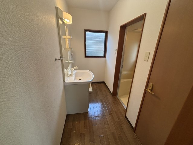 クレシェンテⅡの洗面所
