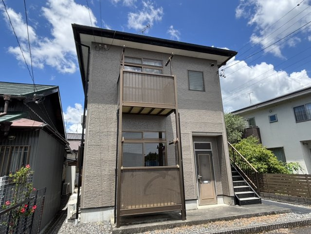 クレシェンテⅡの外観