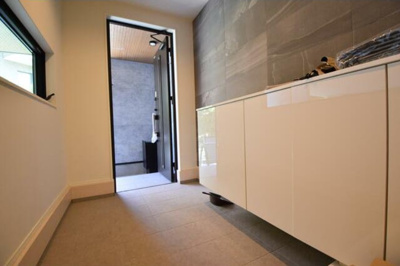 【玄関】 | ～経堂駅の邸宅　新築戸建～