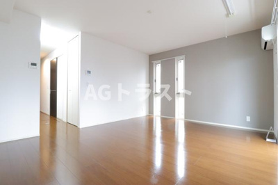 【居間・リビング】 | グランディオーソ | ゆったりとした居間です