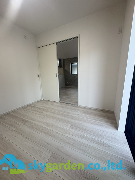 藤沢市羽鳥1期　新築戸建　全2棟1号棟の洋室|個人の部屋や寝室として使える洋室です