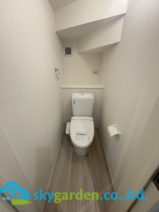 藤沢市羽鳥1期　新築戸建　全2棟1号棟のトイレ|落ち着いたトイレです