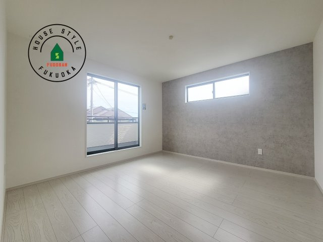 糟屋郡粕屋町長者原東7丁目第1-2棟（1号棟）の寝室|主寝室には収納力に優れたクローゼットがありますので、お部屋もすっきり片付きます。