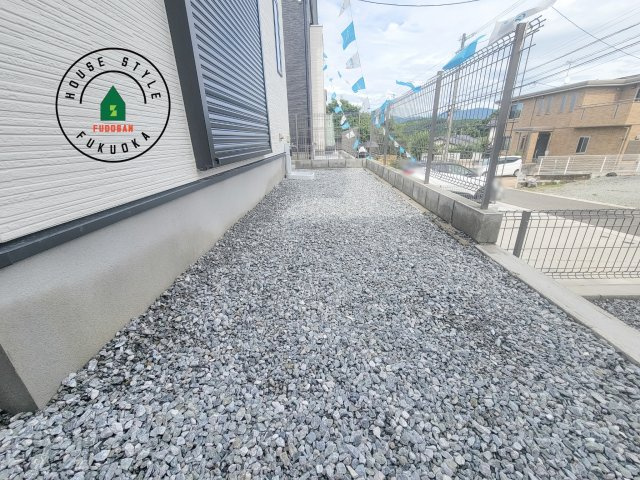 糟屋郡粕屋町長者原東7丁目第1-2棟（1号棟）の庭|お庭で自由な時間を過ごせます。