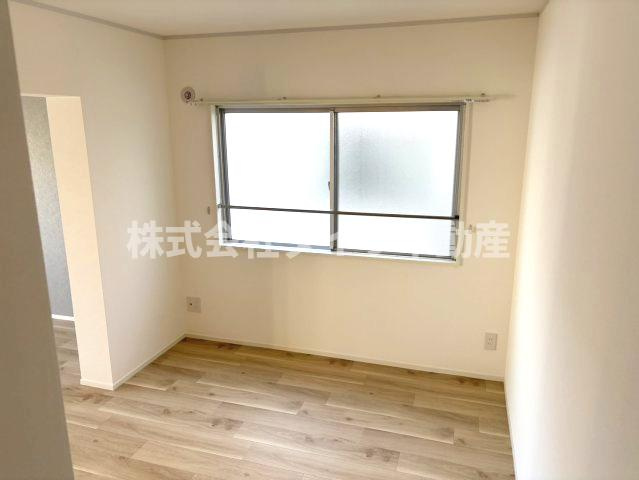 マンションヒルトップの居間・リビング|DK