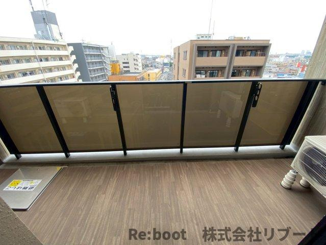 【バルコニー】