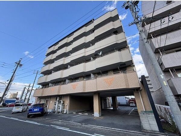 サンライズ入場の外観