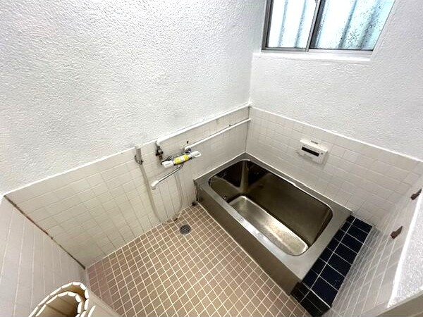 霞ヶ丘の家の浴室