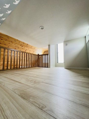 THE COASTLINE STYLE― 家から江ノ島を臨む日常PartⅡ ―の居間・リビング