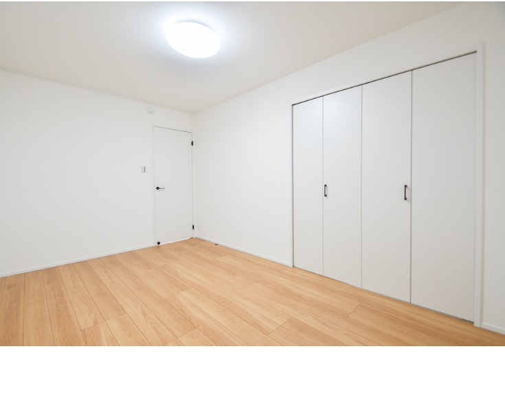 八代市高島町リセットハウスの洋室