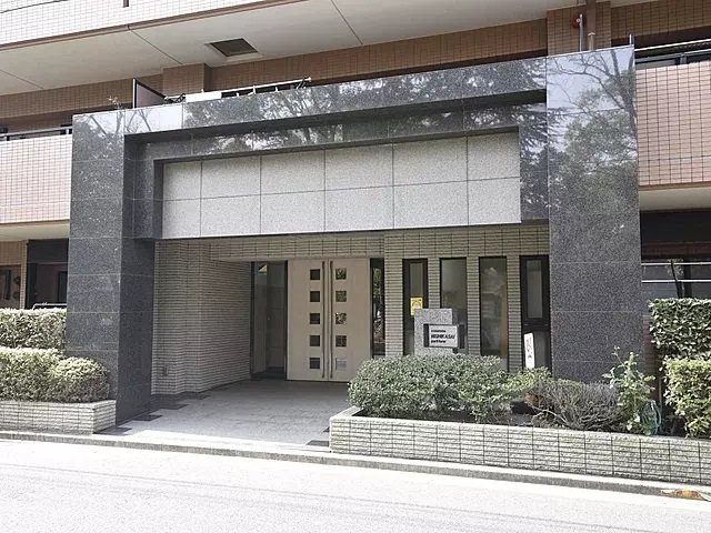 コスモ西葛西パークフォルム　3階　72.45㎡　リ　フォーム済　のエントランス