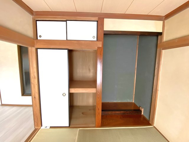 石垣貸家の収納