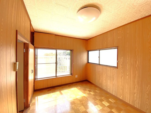 石垣貸家の洋室