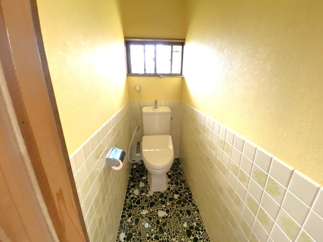 石垣貸家のトイレ