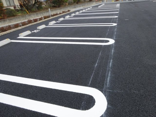 グラン・ウィンの駐車場