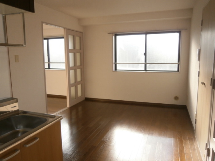 クレボナール三田の居間・リビング