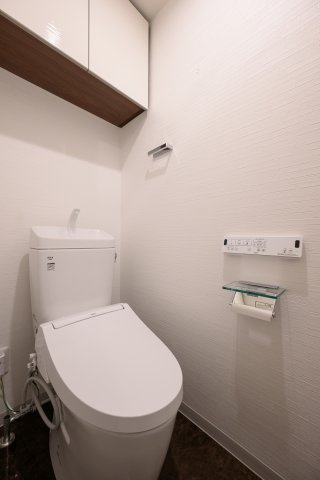 ピアッツァゲート八木のトイレ|温水洗浄機能付きのトイレ　※写真は竣工例です