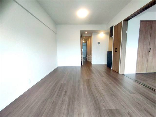 【居間・リビング】 | アーベイン朝霞リーデンス | ご家族が集まるリビングは13.0帖の広さです