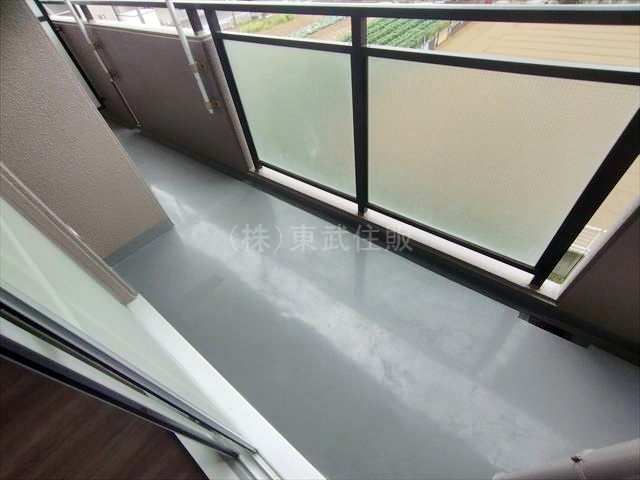 【バルコニー】 | アーベイン朝霞リーデンス | 風通しの良いバルコニーです