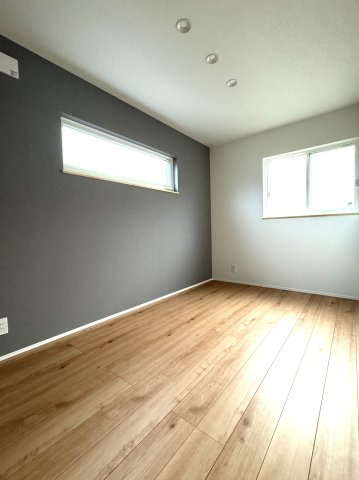 中央区関屋田町3丁目  1号棟　新築戸建の洋室