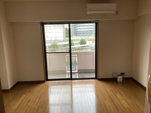 つくば市春日３丁目の賃貸マンションの居間・リビング