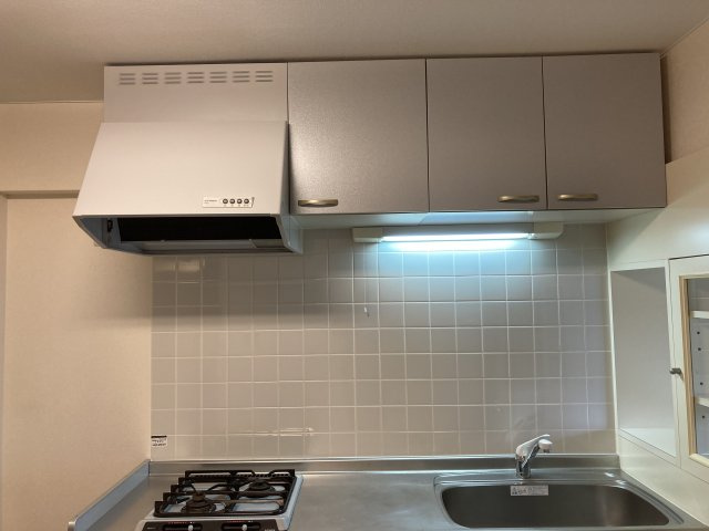 つくば市春日３丁目の賃貸マンションのキッチン