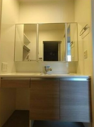 コーポみらい平の独立洗面台