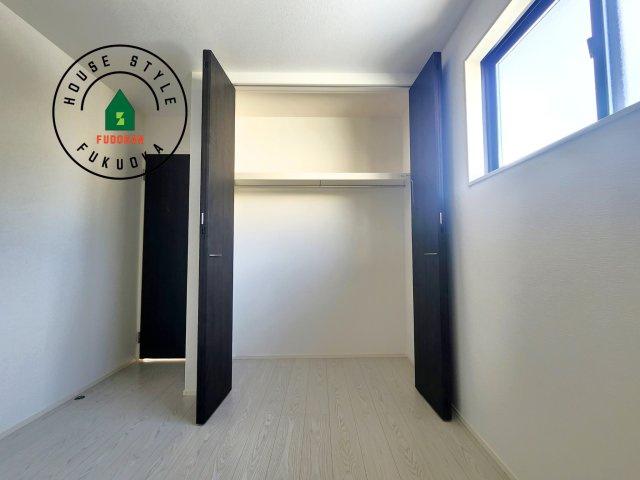 糟屋郡宇美町とびたけ1丁目第1-2棟（1号棟）の内観：施工例|大きなスペースがあり、収納には困りません。