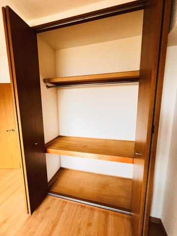 グリーンフォレストの収納|洋室の収納です