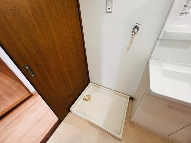 グリーンフォレストの設備|室内洗濯機置き場です。