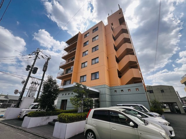 グリーンフォレストの外観