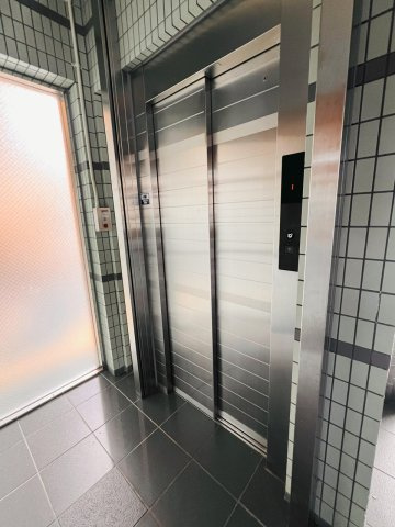 グリーンフォレストのその他共用部分|エレベーター付きです♪