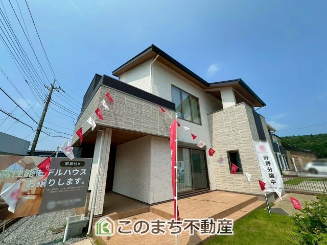 宇都宮市野沢5期　モデルハウス　27号棟の外観|飽きのこないシンプルな外観と
閑静な住宅街は永住の地にピッタリです♪
