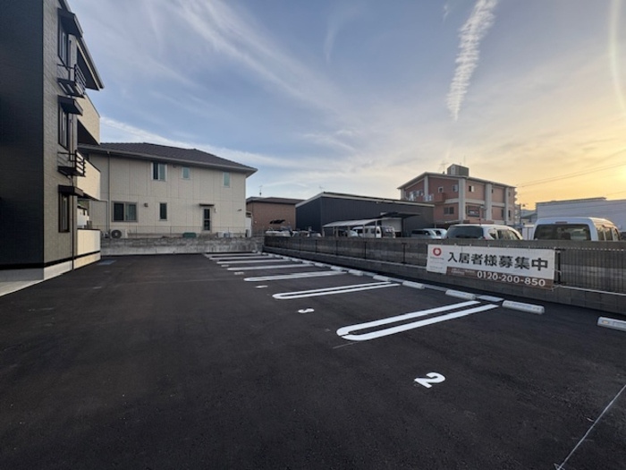 エクセランの駐車場