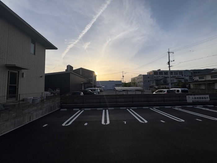 エクセランの駐車場