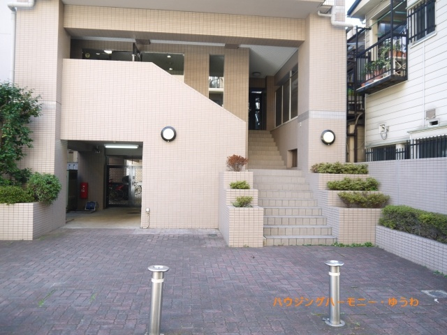 【その他共用部分】 | メインステージ王子駅前 | 自走式の駐車場がありますので、車必須のかたには、安心です。