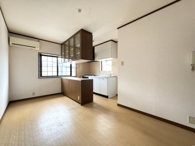 【居間・リビング】 | 大宮西野山町貸家