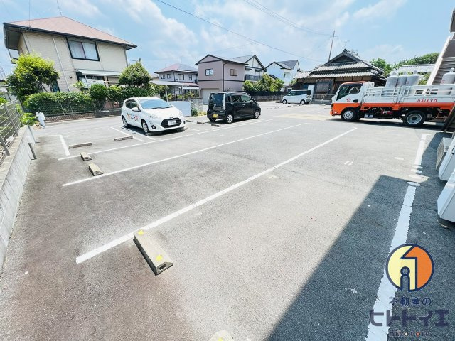 YMT筑後 Ｂの駐車場