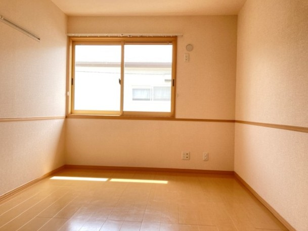 シャルムコートの居間・リビング