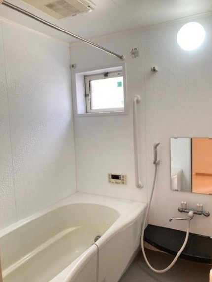 シャルムコートの浴室