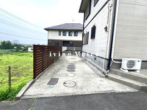 【駐車場】 | 【仲介手数料０円】厚木市棚沢　中古一戸建て | 厚木市棚沢　中古一戸建て