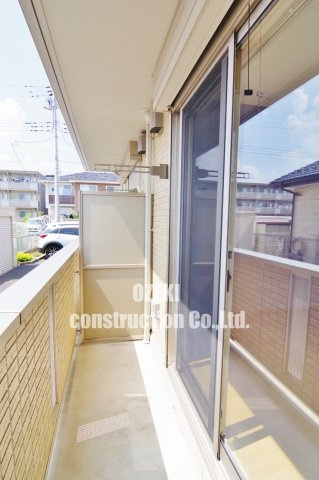 グランシャリオのバルコニー|※写真は1階のもの