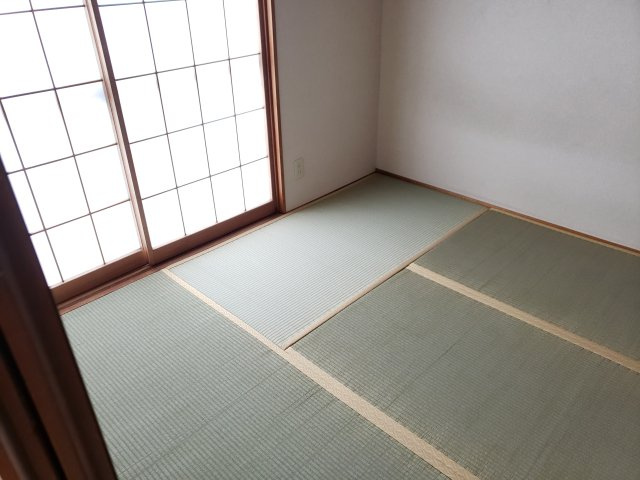 平和コーポ2号館の和室