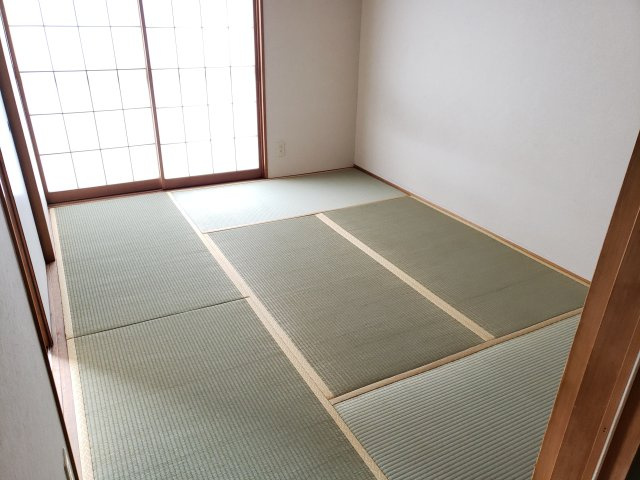 平和コーポ2号館の和室