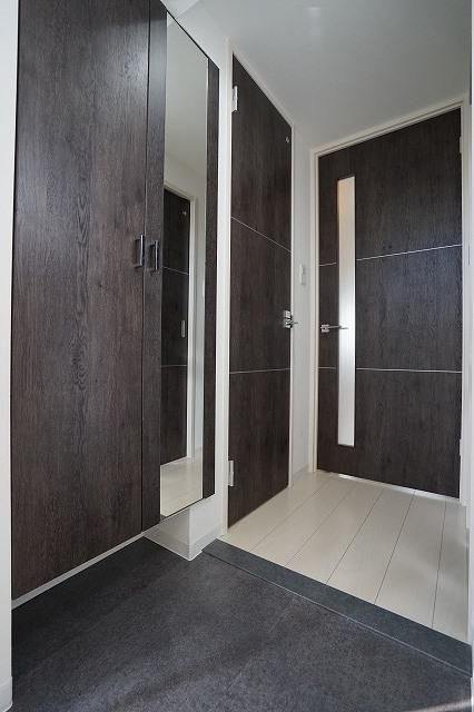 インプルーブ西新のエントランス