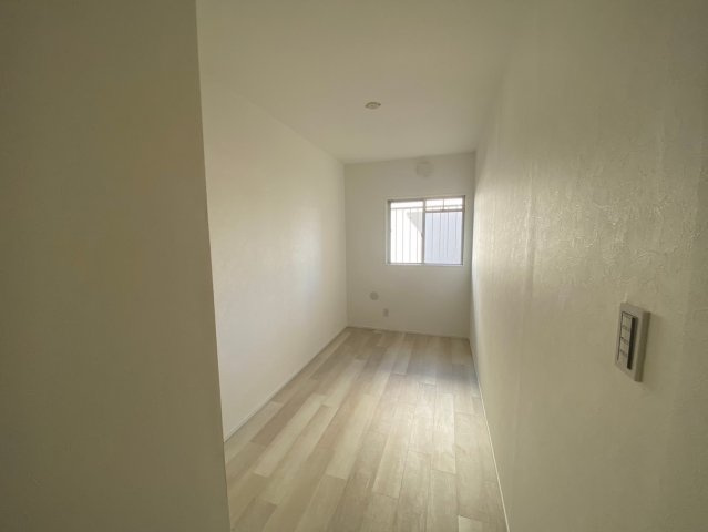 コープ野村伊丹昆陽Ａ棟の洋室|洋室５.２帖
プライベートな空間としてご活用いただけます！