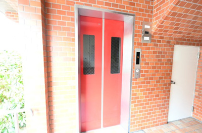 【エントランス】 | 辻村ビル