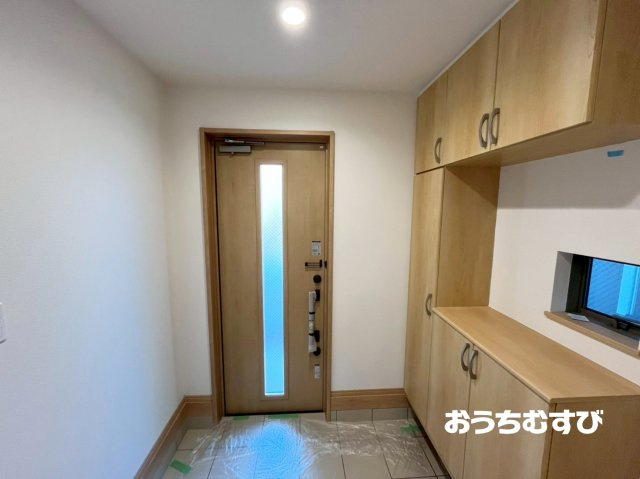 守山区天子田6期(全1棟)1号棟の玄関