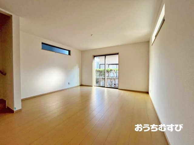 守山区天子田6期(全1棟)1号棟の居間・リビング